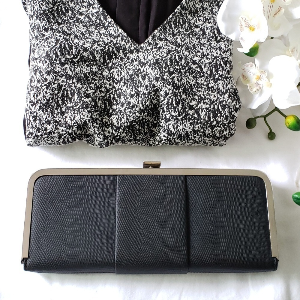 NWT Super cute vegan matte black clutch - Picture 2 of 8
